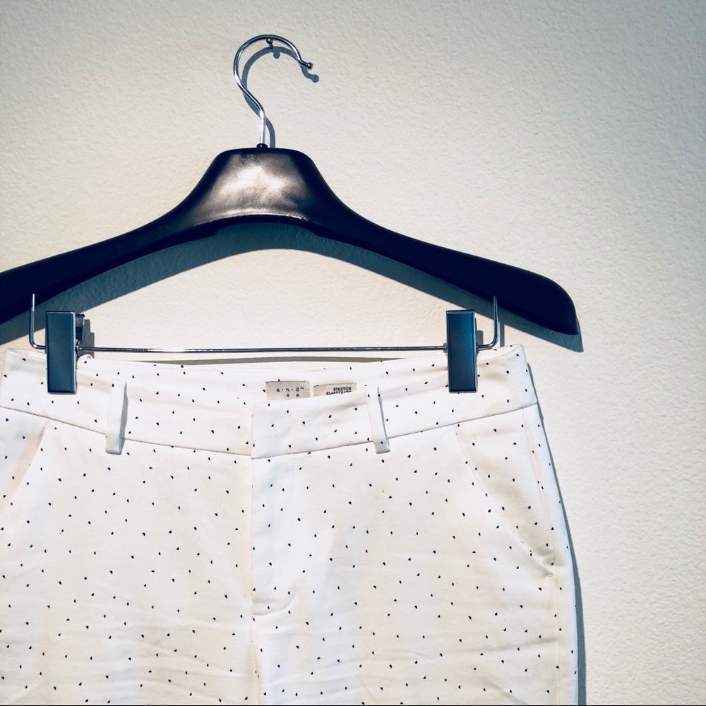 Skinny High-Rise Pant w/ Flecks & Side Pockets